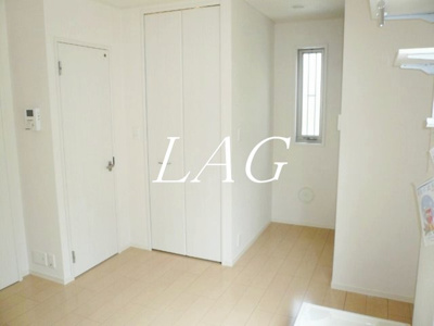 【居間・リビング】 | クレールコート | 洋室のお部屋です。