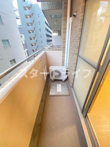 大阪市東淀川区東中島１丁目の賃貸マンションのバルコニー