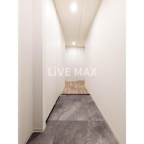 【玄関】ASMACI MAISON両国Ⅰ
