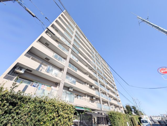 レクセルプラザ河辺の外観|【Convenient Life】◆買い物施設が身近に◆
イオンスタイル河辺まで約220m、西友河辺店まで約280m。日々の買い物にも便利な生活環境が整っています。