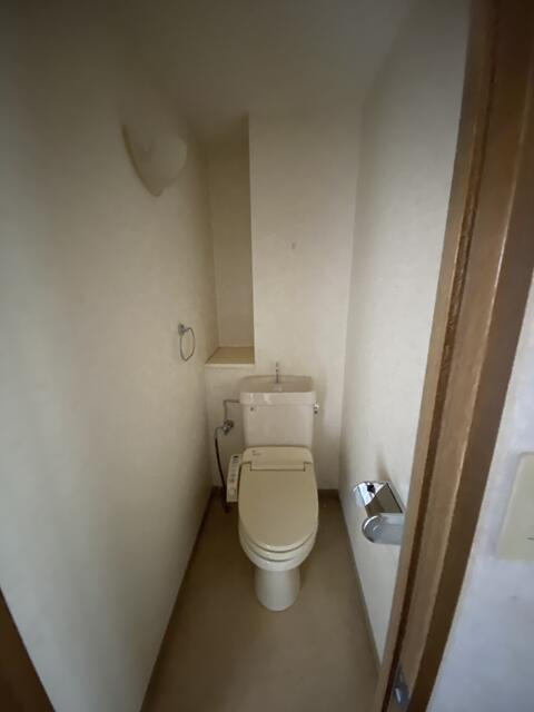 ジーオー尾西マンションのトイレ