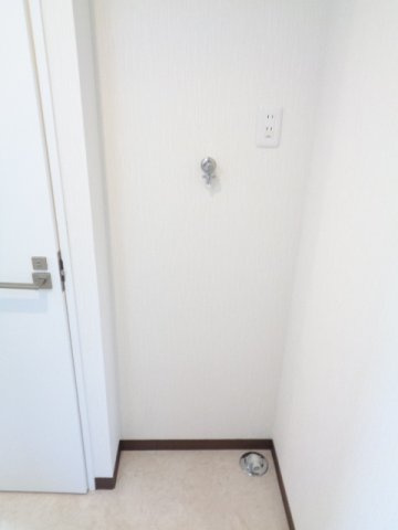 Ａｉｌｅの設備|洗濯機置場
2019年の写真になります。