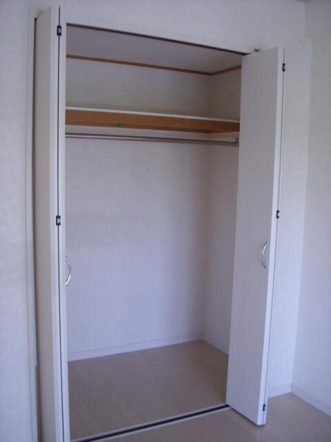 ジュウエル小石川の収納