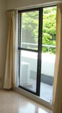 ジュウエル小石川のバルコニー
