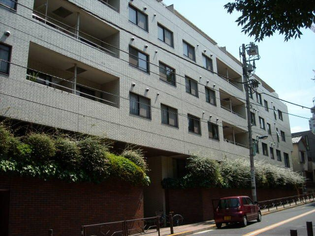 ジュウエル小石川の外観