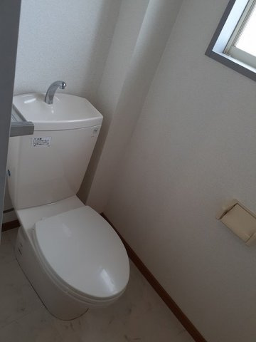 セピアハイツアラキＡのトイレ