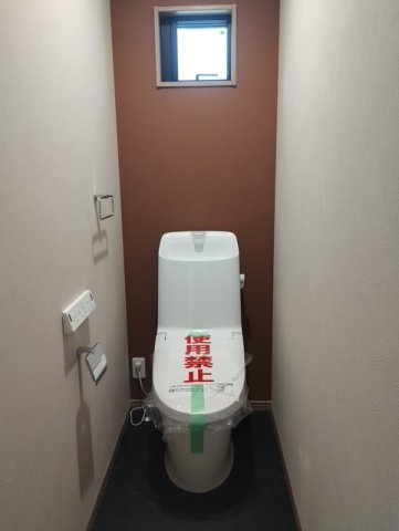 塩屋町４丁目　新築戸建のトイレ