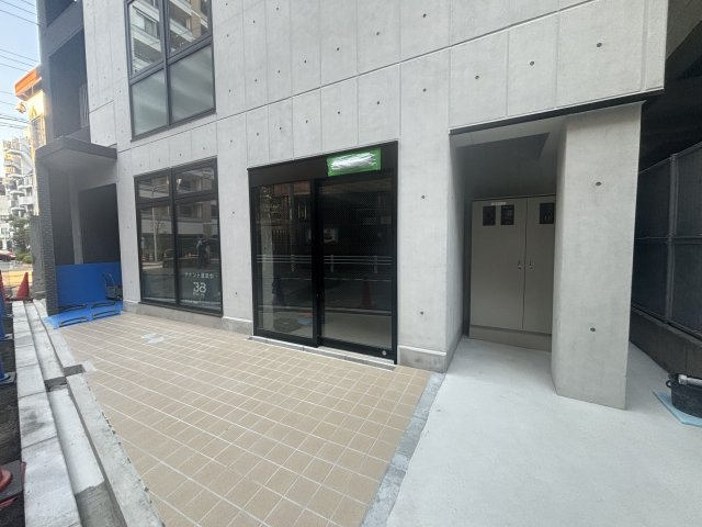 CRASIS UTSUBO PARKのエントランス