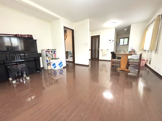中古戸建　流山市前ケ崎の居間・リビング|1階