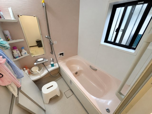 中古戸建　流山市前ケ崎の浴室|1階