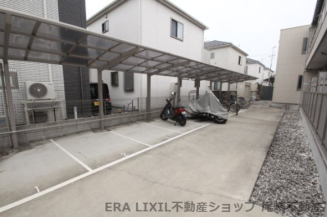 Tapiroの駐車場|駐輪場