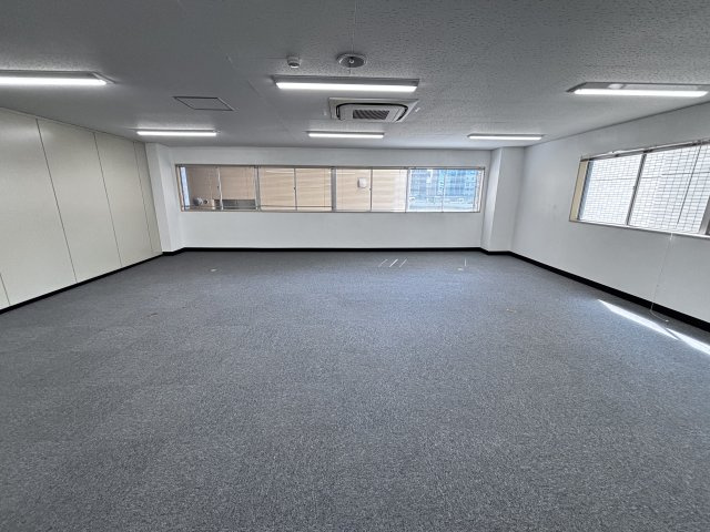 リアライズ谷町ビルの内装