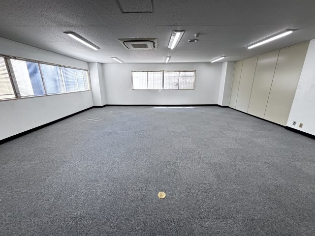 リアライズ谷町ビルの内装