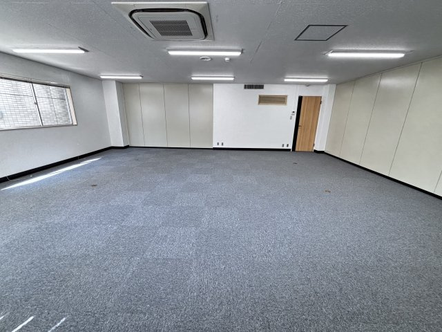 リアライズ谷町ビルの内装