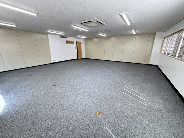 リアライズ谷町ビルの内装