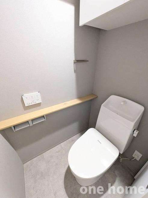 西中島ホワイトハイツのトイレ|◆新調された温水洗浄便座付きトイレです！