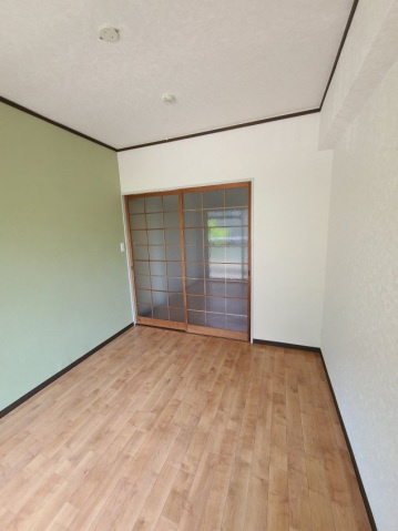 メイゾン小町の洋室|洋室