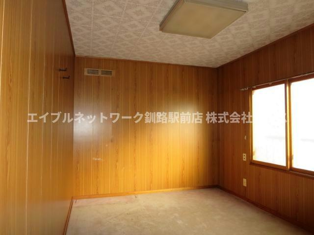 春採5-11-32貸家の内装