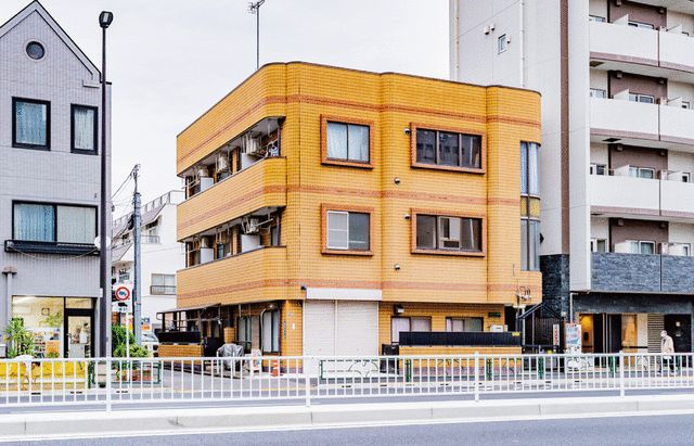 ジョイフル岩淵の外観