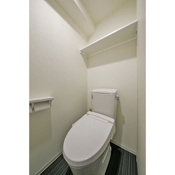 RESIDENCE RAMIAのトイレ|※同物件他部屋写真
反転、色違いの場合有
現況優先