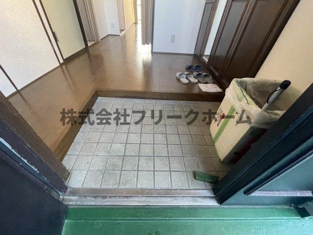 武蔵野市桜堤２丁目の賃貸マンションの玄関
