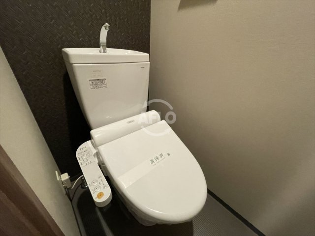 W-STYLE大阪谷町のトイレ|W-STYLE大阪谷町　温水洗浄付き便座