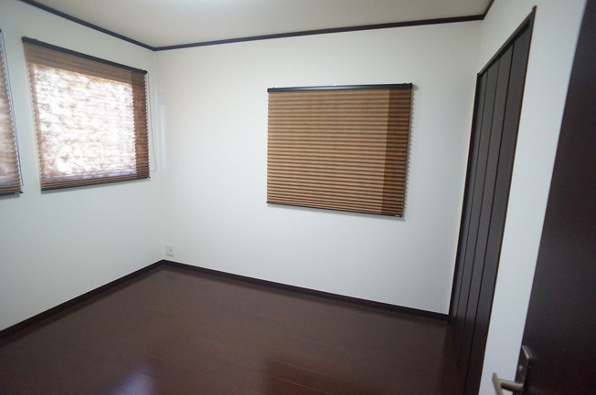 【子供部屋】 | 八尾市青山町5丁目 | 【2階：洋室約4.5帖】