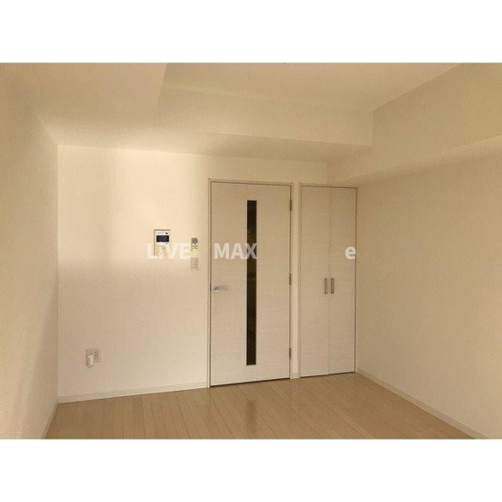 ★仲介手数料は賃料の半月分+税★