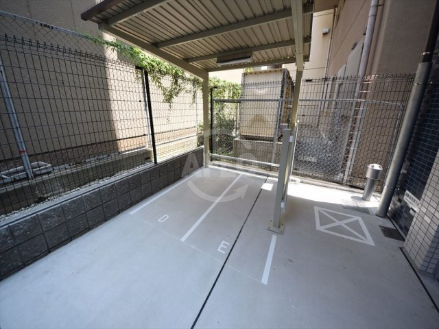 プレサンス心斎橋レヨンのその他共用部分|プレサンス心斎橋レヨン　バイク置き場