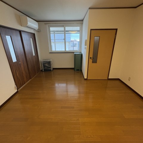 Kアパートの居間・リビング