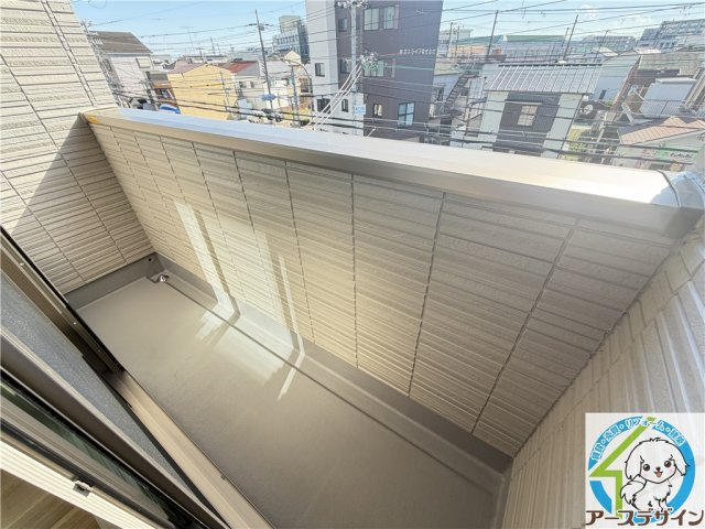 アヴニール西新町のバルコニー