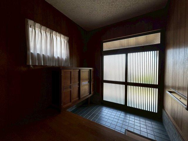 小野市天神町　戸建の玄関