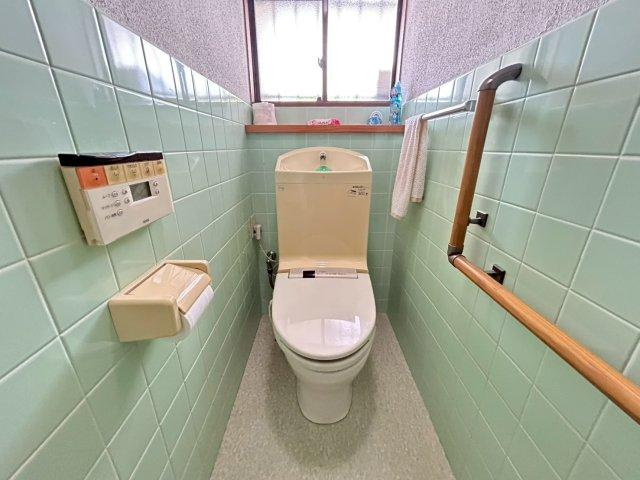 小野市天神町　戸建のトイレ