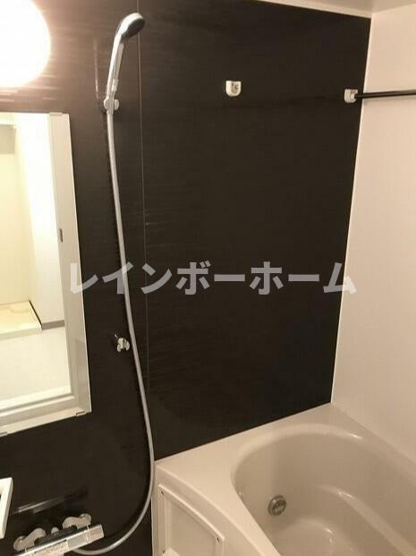 ラグゼナ流山おおたかの森特典：仲介手数料が半額です!!の浴室