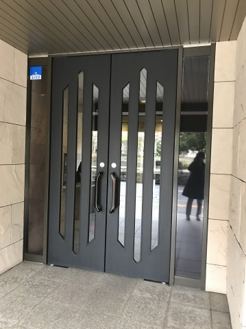 ライオンズマンション平和公園のその他共用部分|エントランス