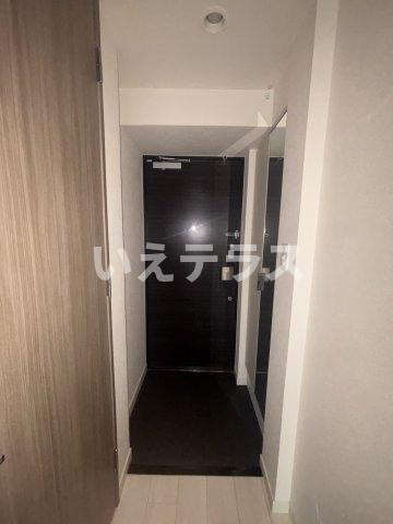 プレサンス神戸元町ミューズの玄関