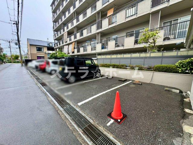 千里丘ビューハイツの駐車場|駐車場です