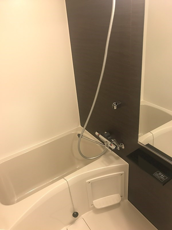 メイクスデザイン入谷Ⅱの浴室