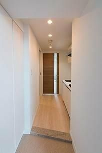 プラウドフラット板橋本町の玄関