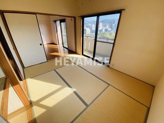 パインパレスの和室|※反転間取りの別の階のお部屋の写真です※
