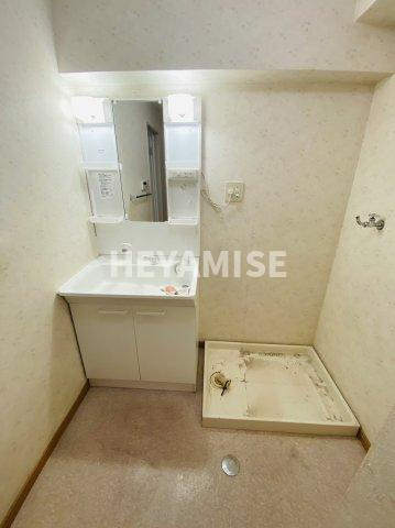 パインパレスの洗面所|※反転間取りの別の階のお部屋の写真です※