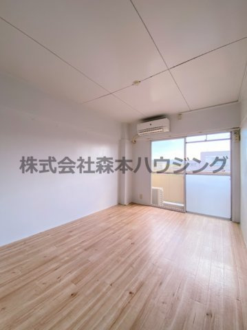 【洋室】 | 　ビレッジハウス招提　3号棟 | きれいな洋室です