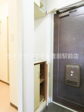 グレースピア百草園の玄関
