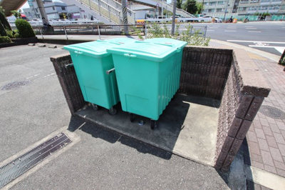 【その他共用部分】 | シャン・ド・フルール | 敷地内ゴミ捨場