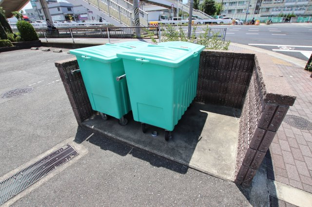 【その他共用部分】 | シャン・ド・フルール | 敷地内ゴミ捨場