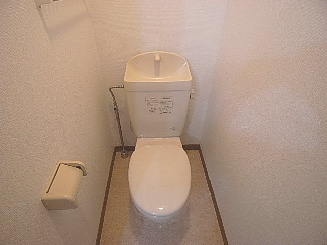 ハイライフのトイレ