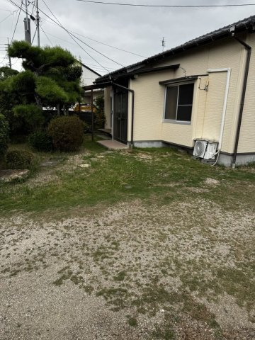 江副貸家の駐車場