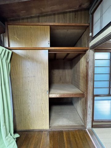 江副貸家の収納