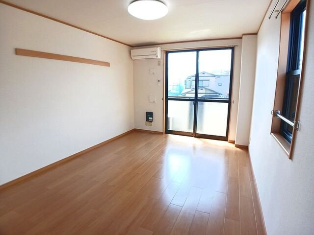 カレント上吉田ⅠＢの寝室|明るい室内です
