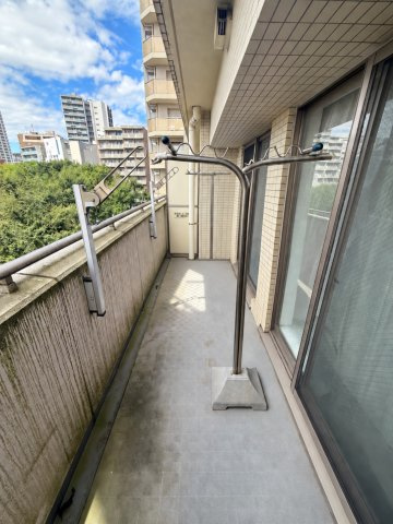 藤和シティホームズ池袋駅前のバルコニー